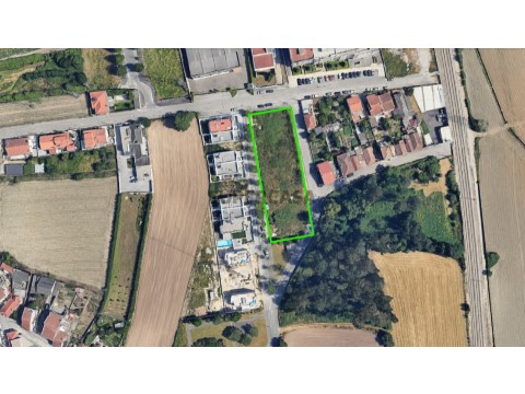 Terreno Urbano em Águas Santas, Maia