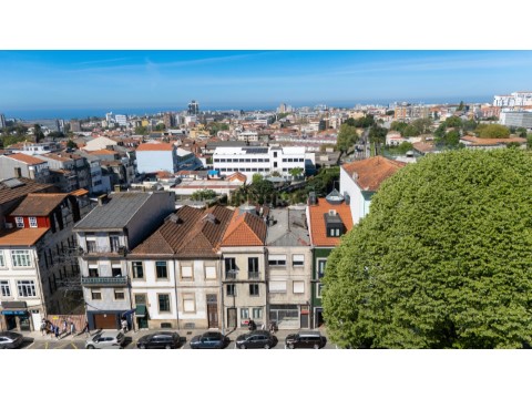 Gebouw Op Cedofeita, Santo Ildefonso, Sé, Miragaia, São Nicolau e Vitória, Porto