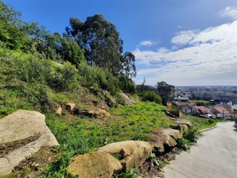 Terreno na Rua da Pedreira, Santa Maria Maior e Monserrate e Meadela