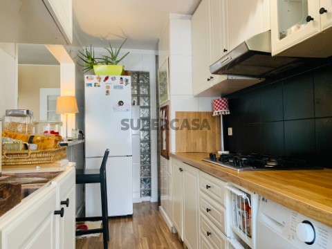 Apartamento T2 na Rua do Professor Antão de Almeida Garrett, Ramalde