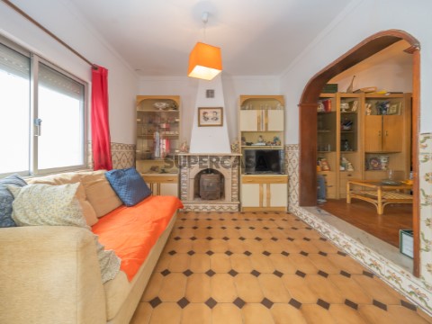 SALA4