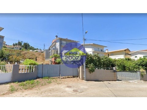 Terreno em Vila de Cucujães, Oliveira de Azeméis