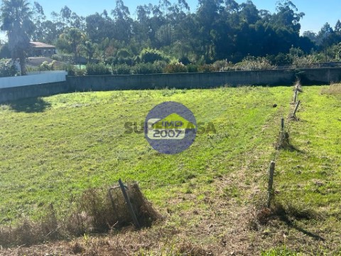 Terreno em Nogueira da Regedoura, Santa Maria da Feira