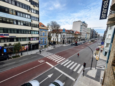 Apartamento T2 em Cedofeita, Santo Ildefonso, Sé, Miragaia, São Nicolau e Vitória, Porto