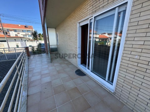 Apartamento T3 em Paços de Brandão, Santa Maria da Feira