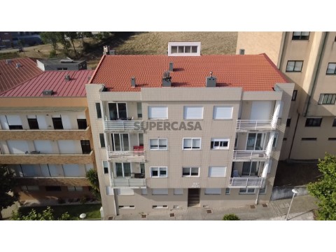 Apartamento T4 em São João de Ver, Santa Maria da Feira