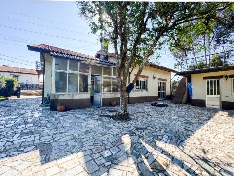 Moradia Isolada T3 em Nogueira da Regedoura, Santa Maria da Feira
