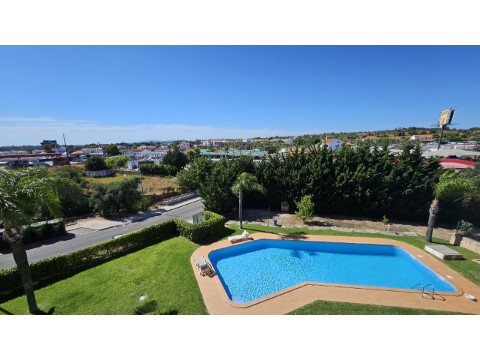Moradia-T3-Guia-Albufeira-Condominio-Fechado-E-Piscina (8)