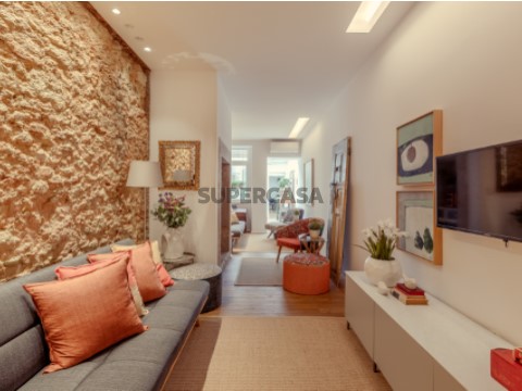 Apartamento T1 na Rua dos Navegantes, Estrela