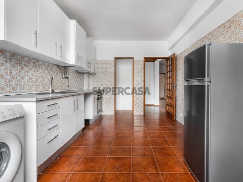 Apartamento T3 em São Víctor, Braga com Vídeo