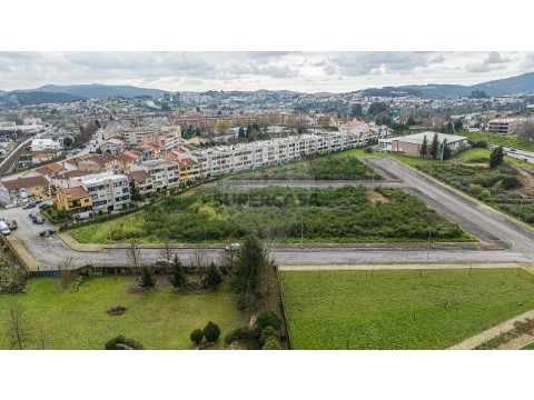 Terreno em Maximinos, Sé e Cividade, Braga