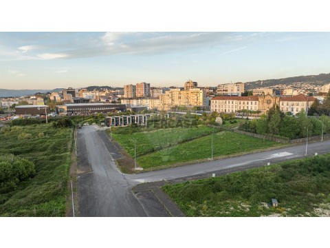 Terreno em Maximinos, Sé e Cividade, Braga