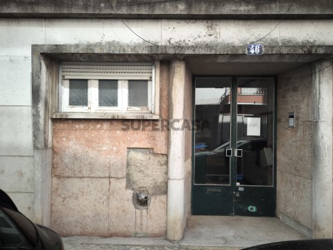 Fachada e entrada do edificio