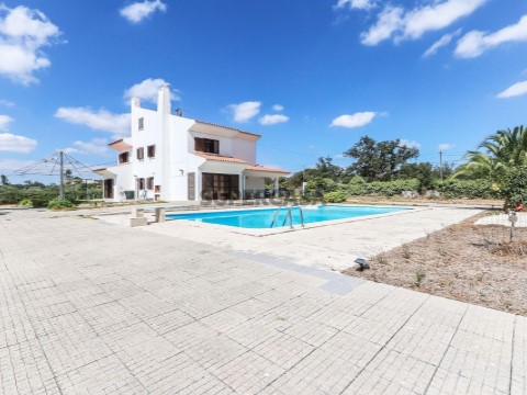 Moradia T6 em Pinhal Novo, Palmela