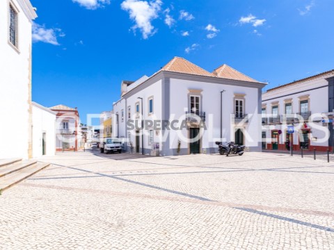 Largo de São Pedro - Faro
