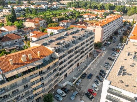 Apartamento 2 habitaciones en Travessa da Rua da Igreja, Creixomil