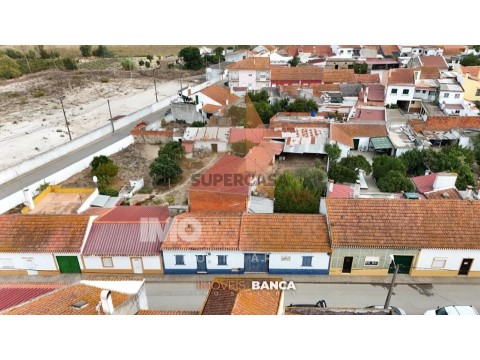 Moradia T3 em Benfica do Ribatejo, Almeirim