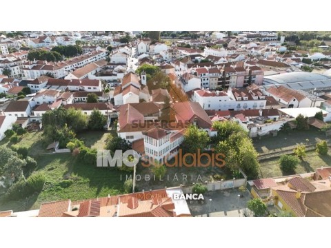 Moradia T5 em Almeirim, Almeirim