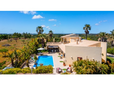 Villa T5 em Bensafrim, Lagos