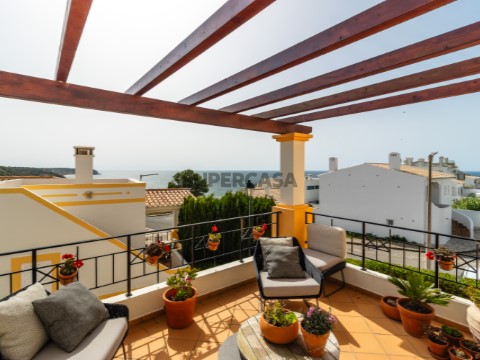Casa Geminada T3 em Budens, Vila do Bispo