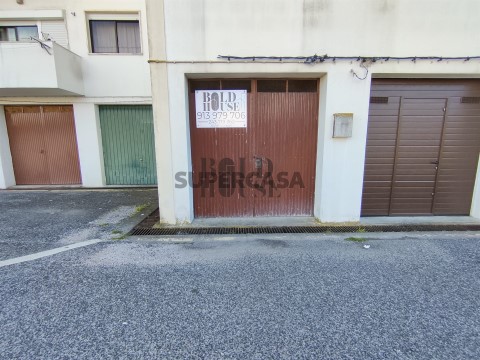 Garagem em Cartaxo e Vale da Pinta, Cartaxo