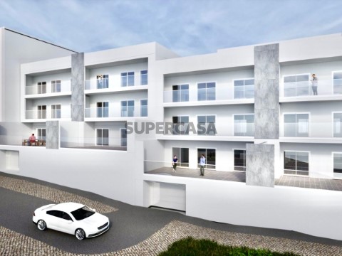 Apartamento T3 na Rua Albano Duque, São Julião da Figueira da Foz