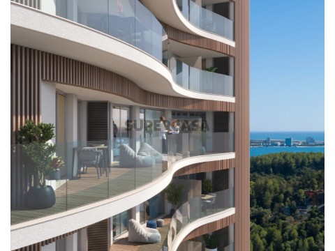 Apartamento T3 em União das Freguesias de Setúbal, Setúbal