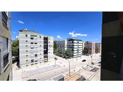Apartamento T3 em União das Freguesias de Setúbal, Setúbal