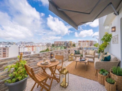 Apartamento T2 em São Sebastião, Setúbal