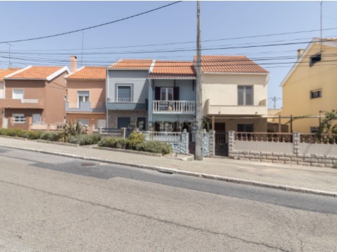 Moradia T3 em São Sebastião, Setúbal