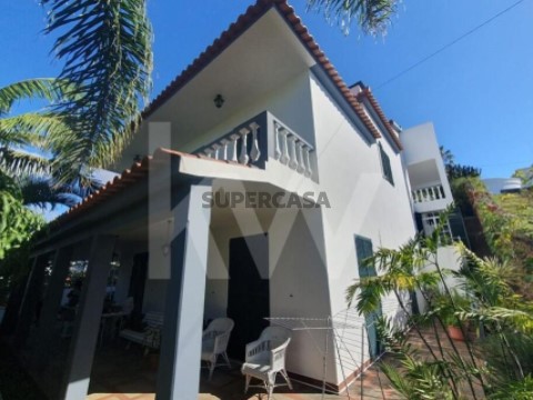 Moradia T5 em São Martinho, Funchal