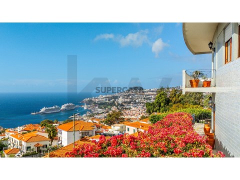 Moradia T4 em Santa Maria Maior, Funchal