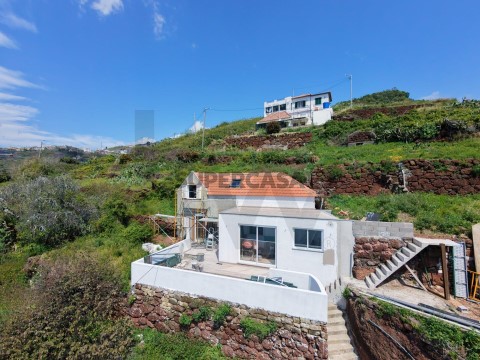 Moradia T2 em Campanário, Ribeira Brava