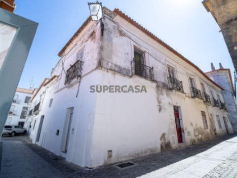 Apartment 3 Zimmer auf Santiago Maior e São João Baptista, Beja