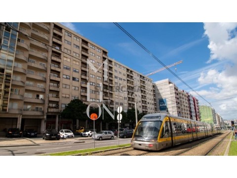 Oficina en Mafamude, Vila Nova de Gaia