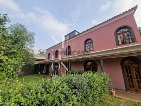 Moradia T4 em São Pedro, Funchal