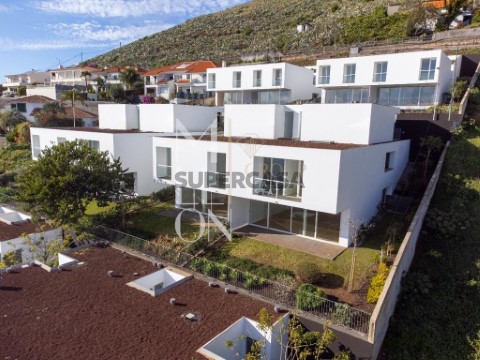 Moradia T3 em São Martinho, Funchal