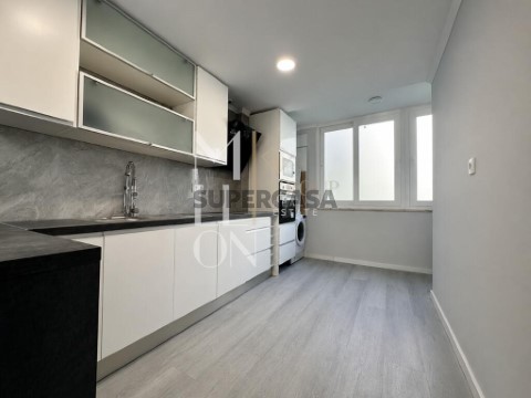 Apartamento T2 em Benfica, Lisboa
