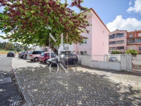 Appartement 2 Chambres au Alcabideche, Cascais