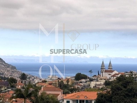 Apartamento T2 em Santo António, Funchal