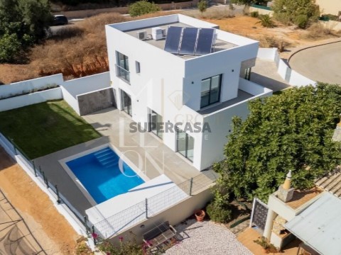 Moradia T3 em São Gonçalo de Lagos, Lagos