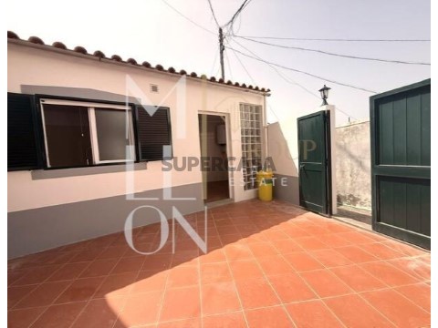 Andar de Moradia T1 em Santa Maria Maior, Funchal