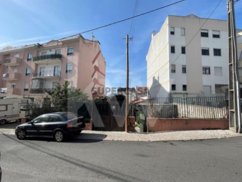 Terreno em Póvoa de Santo Adrião e Olival Basto, Odivelas