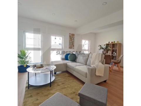 Apartamento T3 em São Domingos de Benfica, Lisboa