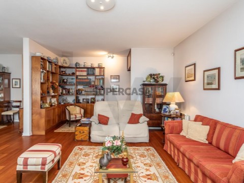 Apartamento T3 em Oeiras e São Julião da Barra, Paço de Arcos e Caxias, Oeiras