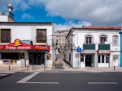 Gebäude auf Póvoa de Santo Adrião e Olival Basto, Odivelas