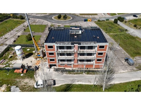 Apartamento T3 em Ramalhal, Torres Vedras