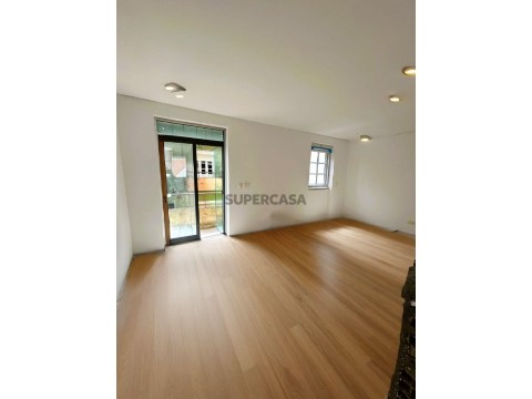 Apartamento T3 em Benavente, Benavente