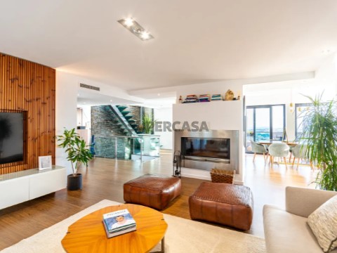 Apartamento T4 em Ramada e Caneças, Odivelas