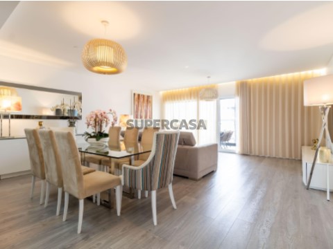 Apartamento T4 em Porto Salvo, Oeiras